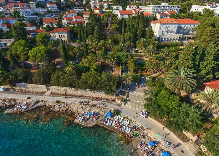 Hotel Moeesy, Blue & Green Oasis - Adults Only